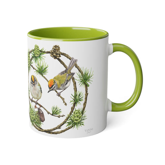 Tasse mit Goldhähnchen-Motiv